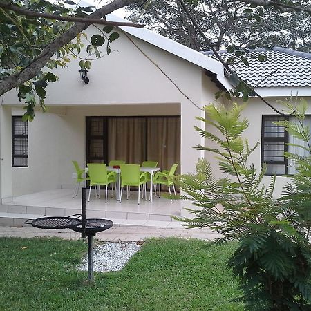 Sand River Cottages Hazyview Buitenkant foto